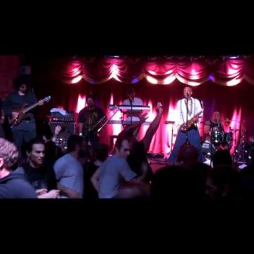 Preview image for the video "2011-11-13 Fishbone @ Brooklyn Bowl - Brooklyn - NY United States (video-2321)".