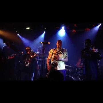 Preview image for the video "2012-10-27 Fishbone @ La Luciole - Alençon - France (video-3050)".