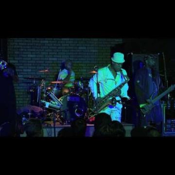 Preview image for the video "2010-12-16 Fishbone @ Avalon Night Club - Santa Clara - CA United States (video-2204)".