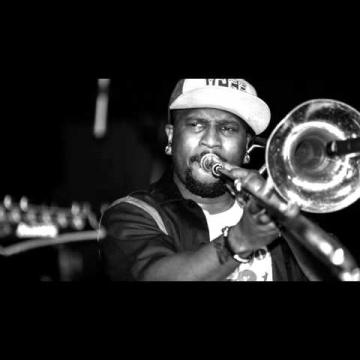 Preview image for the video "2014-08-19 Fishbone @ Club Subterráneo - Santiago - Chile (video-2658)".