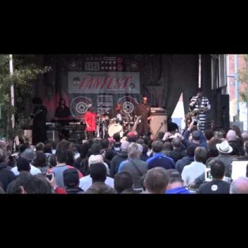 Preview image for the video "2014-11-01 Fishbone @ Circuit of the America's Fan Fest - Austin - TX United States (video-2711)".