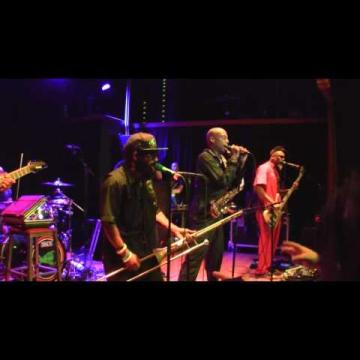 Preview image for the video "2016-05-27 Fishbone @ Bell's Eccentric Café - Kalamazoo - MI United States (video-2997)".