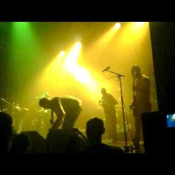 Preview image for the video "2012-10-20 Fishbone @ Les Abattoirs - Bourgoin Jallieu - France (video-2482)".