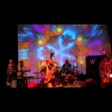 Preview image for the video "2010-10-30 Fishbone @ Mateel Community Center - Redway - CA United States (video-2191)".