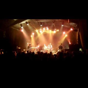 Preview image for the video "2014-05-20 Fishbone @ Magasin 4 - Brussels - Belgium (video-2628)".