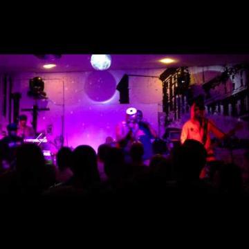 Preview image for the video "2012-07-05 Fishbone @ Putnam Den - Saratoga Springs - NY United States (video-2386)".