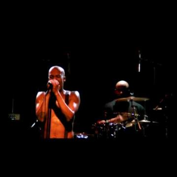 Preview image for the video "2009-06-09 Fishbone @ Trabendo - Paris - France (video-2032)".
