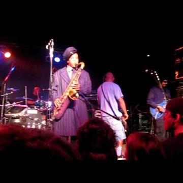 Preview image for the video "2008-11-15 Fishbone @ Hawthorne Theather - Portland - OR United States (video-1966)".