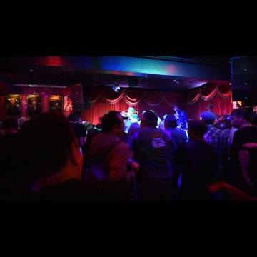 Preview image for the video "2020-01-12 Fishbone @ Alex's Bar - Long Beach - CA United States (video-3084)".