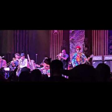 Preview image for the video "2023-05-20 Fishbone @ Santa Cruz Civic Auditorium - Santa Cruz - CA United States (video-20013)".