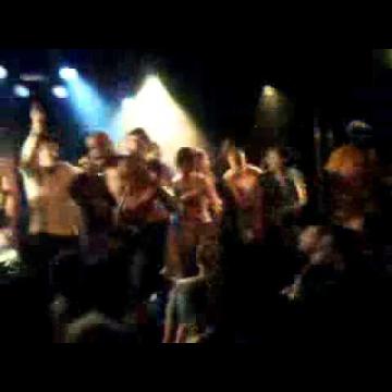 Preview image for the video "2011-05-19 Fishbone @ Le Hangar - Ivry - France (video-2444)".