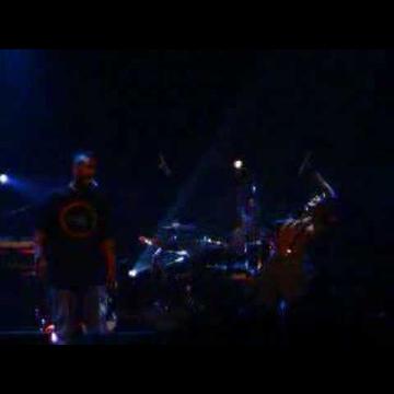 Preview image for the video "2005-03-10 Fishbone @ L'Olympic - Nantes - France (video-1844)".