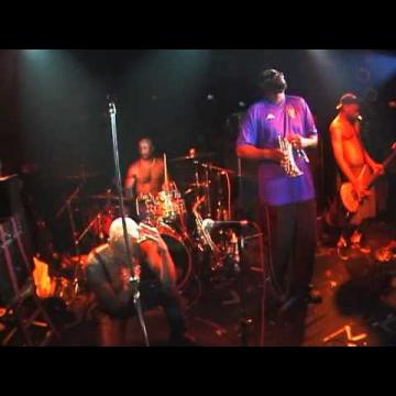 Preview image for the video "2001-09-09 Fishbone @ Wetlands - New York - NY United States (video-21622)".