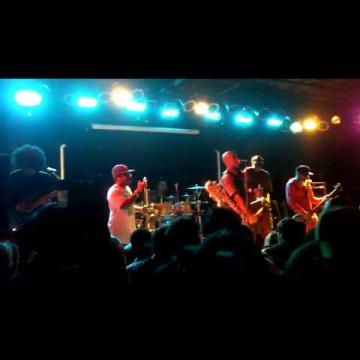 Preview image for the video "2011-12-10 Fishbone @ Bottom Lounge - Chicago - IL United States (video-2328)".