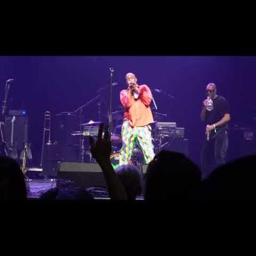 Preview image for the video "2023-11-25 Fishbone @ Fox Theater - Oakland - CA United States (video-20890)".