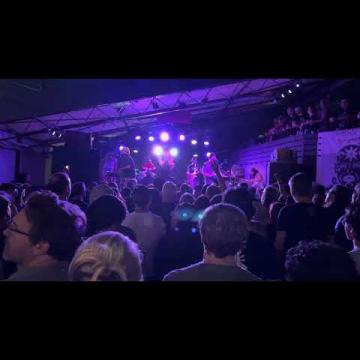 Preview image for the video "2026-05-05 Fishbone @ Mohawk - Austin - TX United States (video-22384)".