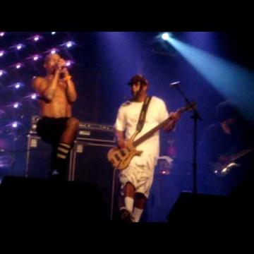 Preview image for the video "2010-07-25 Fishbone @ Carioca Club - Sao Paulo - Brazil (video-2145)".