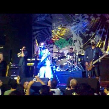 Preview image for the video "2010-07-22 Fishbone @ Club Eazy - Sao Paulo - Brazil (video-2166)".