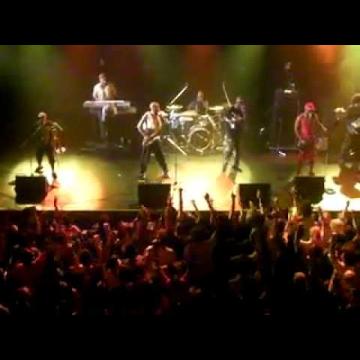 Preview image for the video "2011-08-08 Fishbone @ Shibuya O'East - Tokyo - Japan (video-2280)".