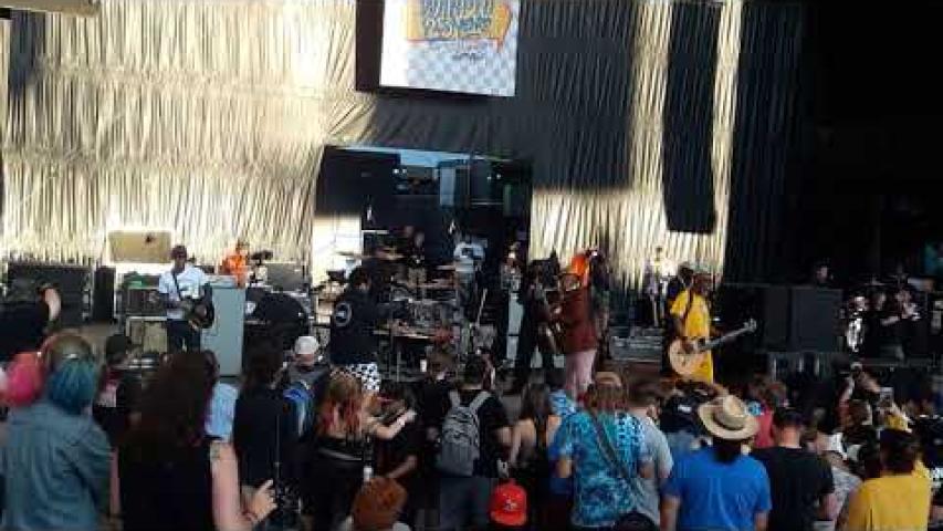 Preview image for the video "2019-07-20 Fishbone @ Shoreline Amphitheater - Mountain View - CA United States (video-3052)".