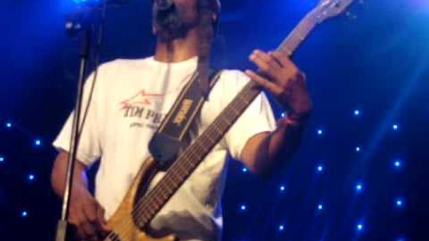 Preview image for the video "2010-07-25 Fishbone @ Carioca Club - Sao Paulo - Brazil (video-2139)".