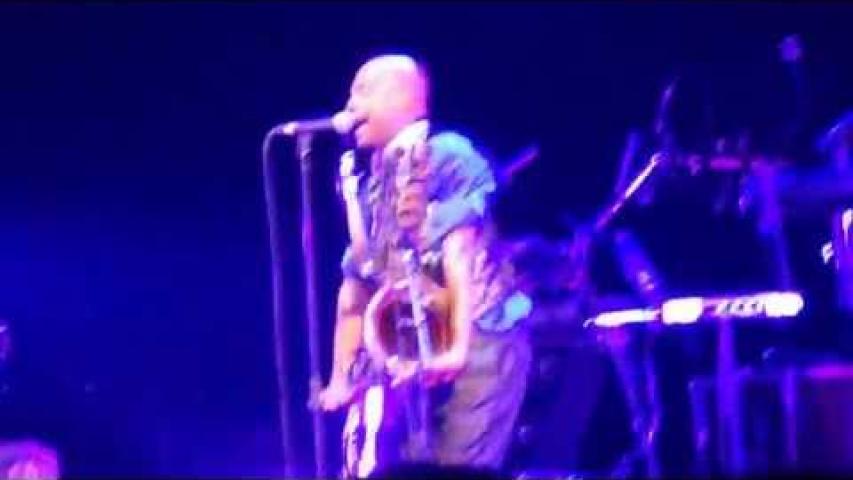 Preview image for the video "2013-01-05 Fishbone @ Palais Omnisports Paris-Bercy - Paris - France (video-2551)". Preview image for the video "2013-01-05 Fishbone @ Palais Omnisports Paris-Bercy - Paris - France (video-2551)".