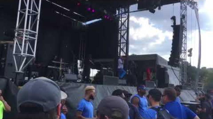 Preview image for the video "2017-09-16 Fishbone @ Riot Fest & Carnival - Chicago - IL United States (video-3030)". Preview image for the video "2017-09-16 Fishbone @ Riot Fest & Carnival - Chicago - IL United States (video-3030)".