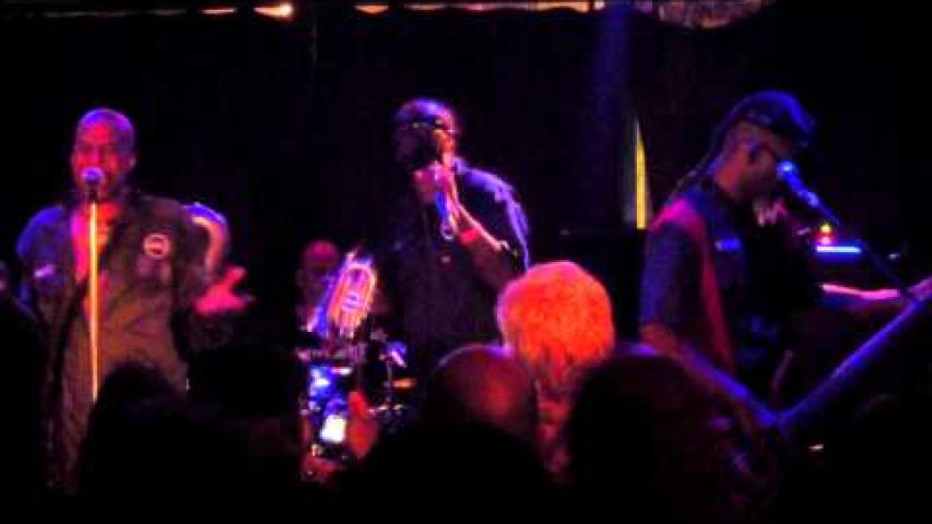 Preview image for the video "2015-09-16 Fishbone @ The Hollow - Albany - NY United States (video-2866)".
