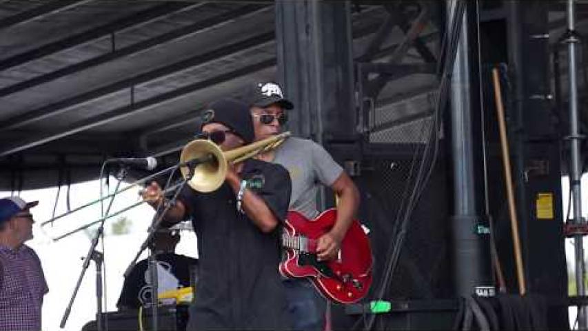 Preview image for the video "2017-09-16 Fishbone @ Riot Fest & Carnival - Chicago - IL United States (video-3025)". Preview image for the video "2017-09-16 Fishbone @ Riot Fest & Carnival - Chicago - IL United States (video-3025)".