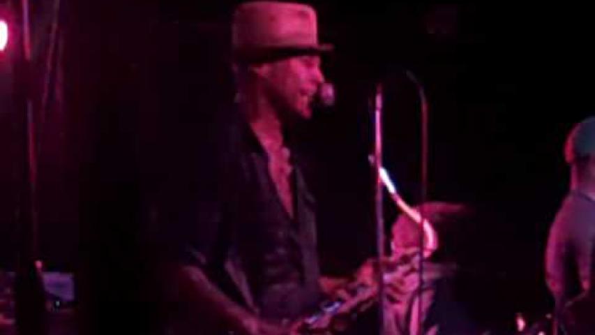 Preview image for the video "2009-08-14 Fishbone @ Surf Club - Ortley Beach - NJ United States (video-2058)".