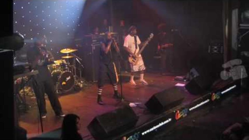 Preview image for the video "2010-07-25 Fishbone @ Carioca Club - Sao Paulo - Brazil (video-2182)".