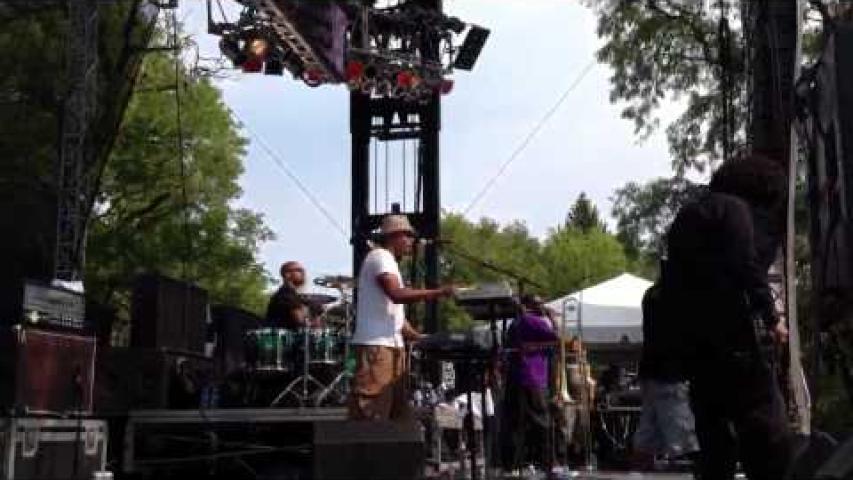 Preview image for the video "2012-09-16 Fishbone @ Riot Fest & Carnival - Chicago - IL United States (video-2519)". Preview image for the video "2012-09-16 Fishbone @ Riot Fest & Carnival - Chicago - IL United States (video-2519)".