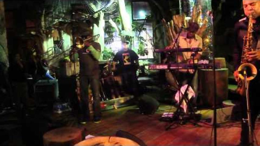 Preview image for the video "2011-03-14 Fishbone @ City Museum - St Louis - MO United States (video-2227)". Preview image for the video "2011-03-14 Fishbone @ City Museum - St Louis - MO United States (video-2227)".