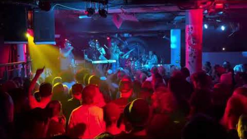 Preview image for the video "2025-05-11 Fishbone @ Underworld - London - United Kingdom (video-21958)". Preview image for the video "2025-05-11 Fishbone @ Underworld - London - United Kingdom (video-21958)".