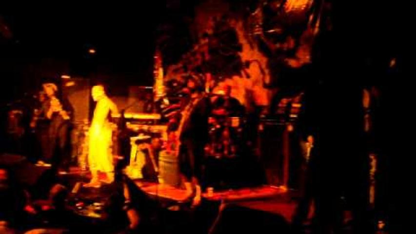 Preview image for the video "2010-07-22 Fishbone @ Club Eazy - Sao Paulo - Brazil (video-2158)".