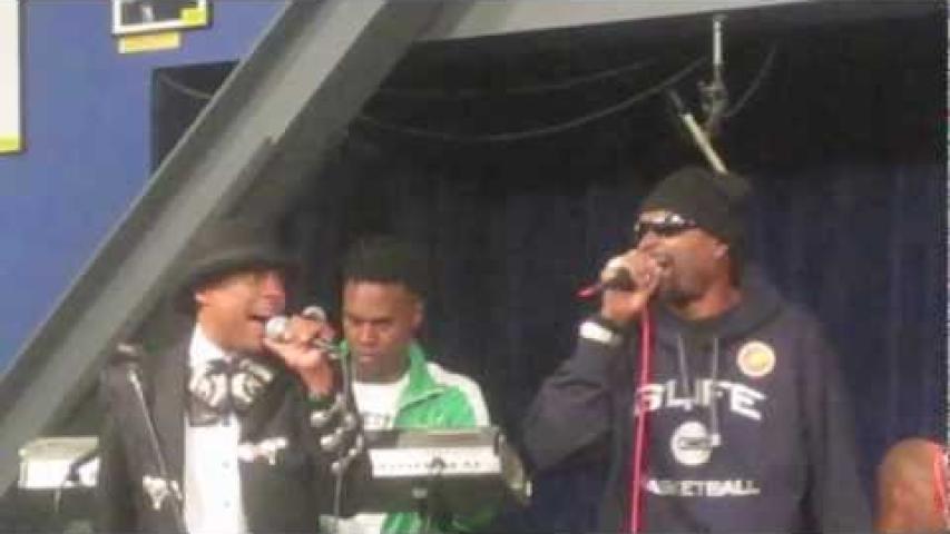 Preview image for the video "2011-10-18 Fishbone @ Amoeba Store - Los Angeles - CA United States (video-2300)".