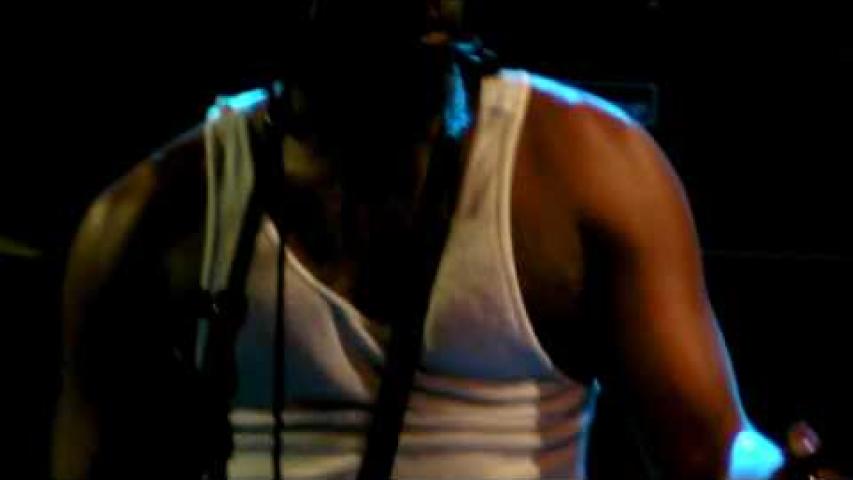 Preview image for the video "2009-06-09 Fishbone @ Trabendo - Paris - France (video-2033)". Preview image for the video "2009-06-09 Fishbone @ Trabendo - Paris - France (video-2033)".