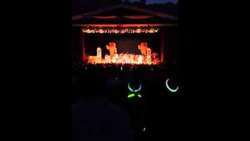 Preview image for the video "2012-06-08 Fishbone @ Greek Theater - Los Angeles - CA United States (video-2348)". Preview image for the video "2012-06-08 Fishbone @ Greek Theater - Los Angeles - CA United States (video-2348)".