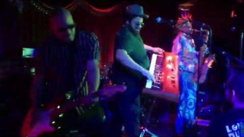 Preview image for the video "2020-01-12 Fishbone @ Alex's Bar - Long Beach - CA United States (video-3079)".
