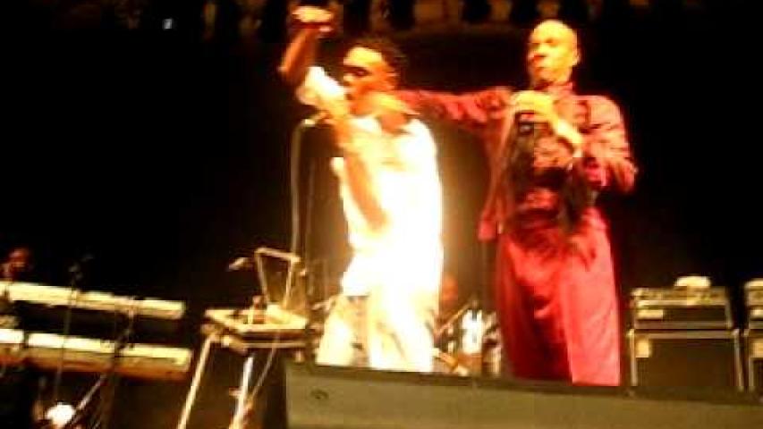 Preview image for the video "2010-07-24 Fishbone @ Circo Voador - Rio de Janeiro - Brazil (video-2148)".